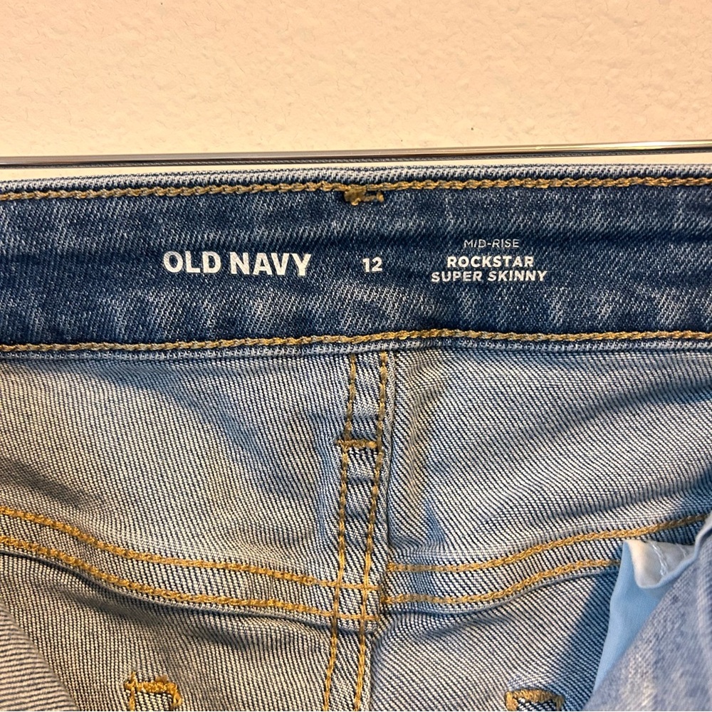 Old Navy 12 Women’s Mid Rise Rockstar Supper Skinny Dark Wash Denim Jean - Picture 6 of 7